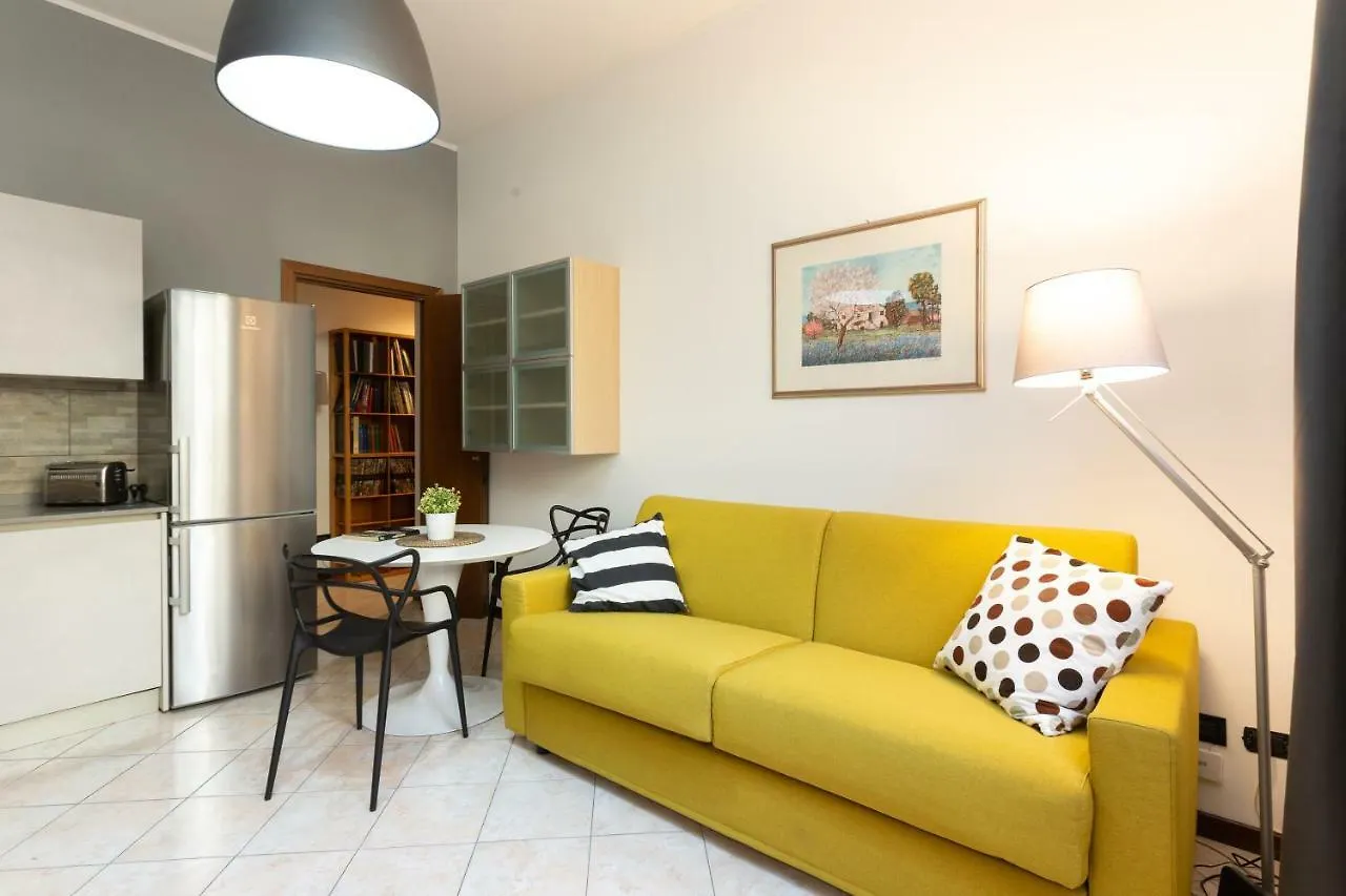 The Best Rent - Cozy Studio Apartment In Milan Downtown Italy