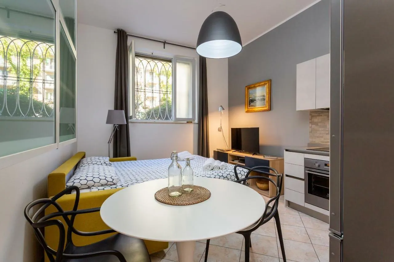 The Best Rent - Cozy Studio Apartment In Milan Downtown